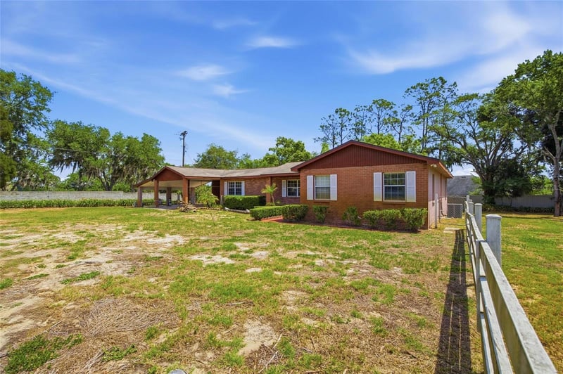 1405 Seffner Valrico Rd, Seffner, FL 33584