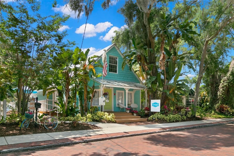 135 4th Ave, Safety Harbor, FL 34695