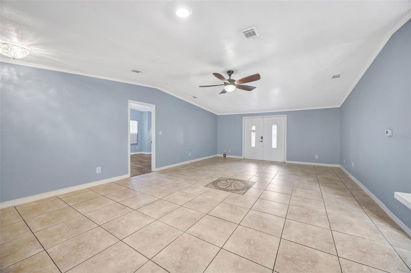 19115 Adirondack Ter, Dade City, FL 33523