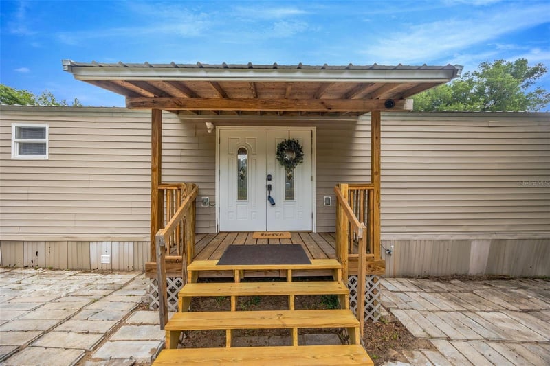 19115 Adirondack Ter, Dade City, FL 33523