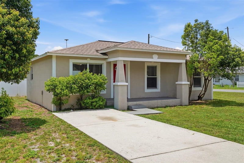 5331 5th St, Zephyrhills, FL 33542