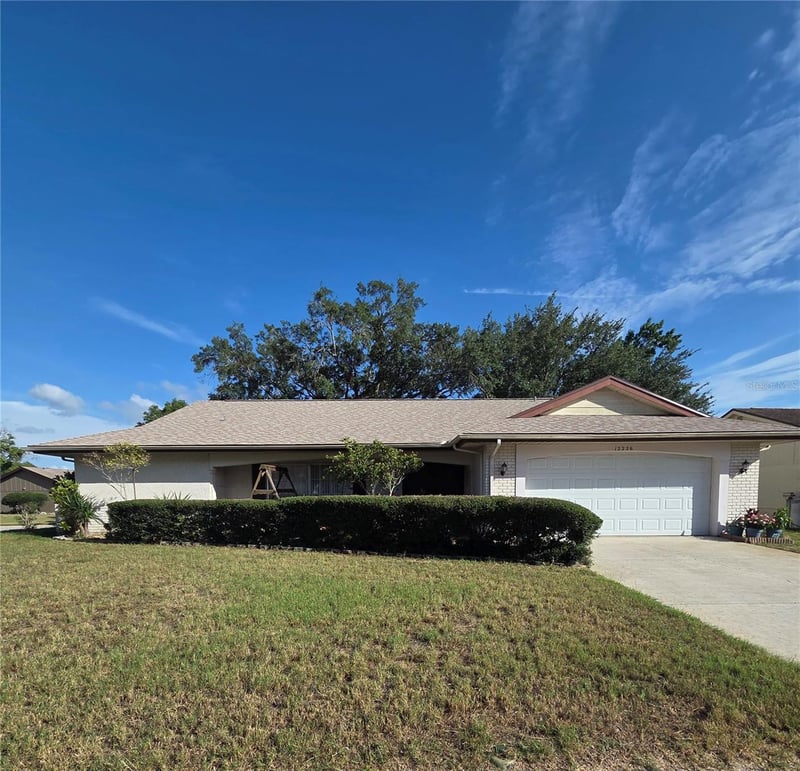 12226 Meadowbrook Ln, Hudson, FL 34667