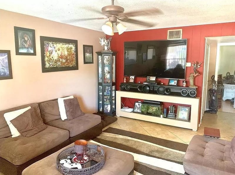 3319 Sherwood Dr, Largo, FL 33771