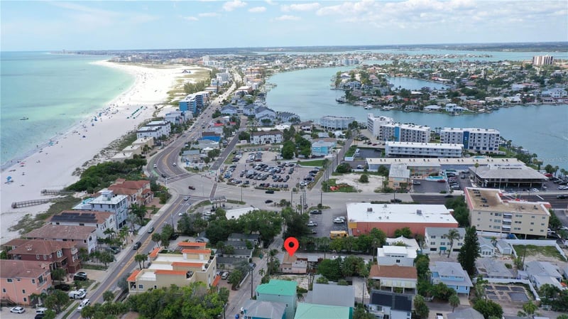 101 95th Ave, Treasure Island, FL 33706