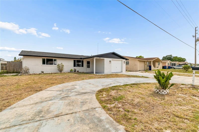 3410 Darlington Rd, Holiday, FL 34691