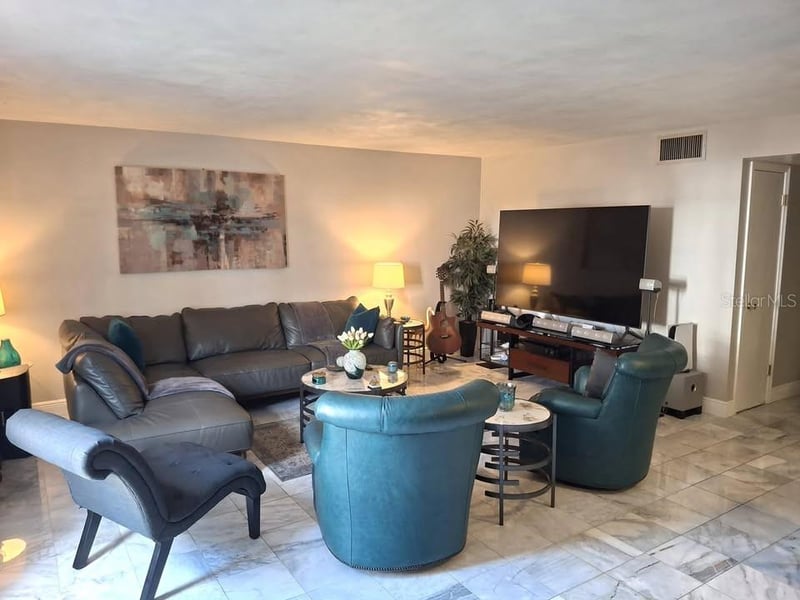 1257 Drew St #1, Clearwater, FL 33755