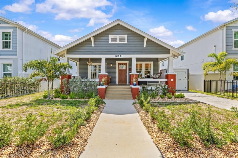 211 Albany Ave, Tampa, FL 33606