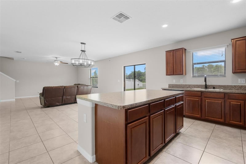 36101 Stable Wilk Ave, Zephyrhills, FL 33541