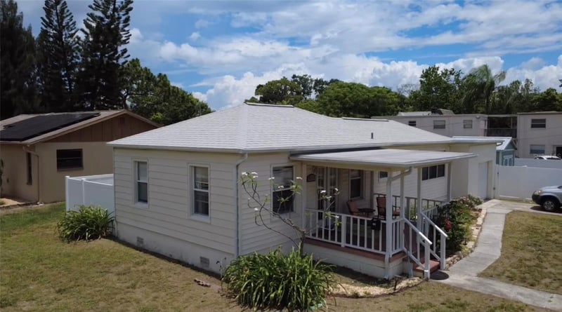 146 Madison Cir, St Petersburg, FL 33702