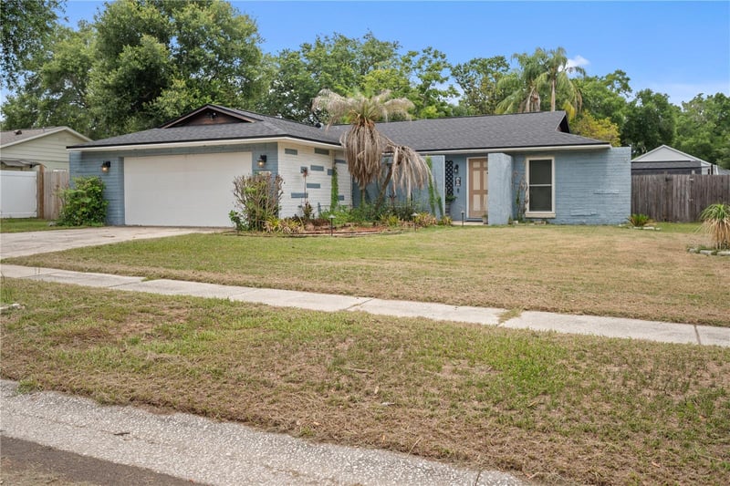 2015 Ronald Cir, Seffner, FL 33584