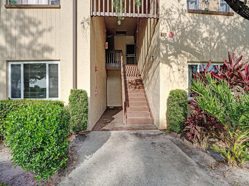 625 Keene Rd #B, Clearwater, FL 33755