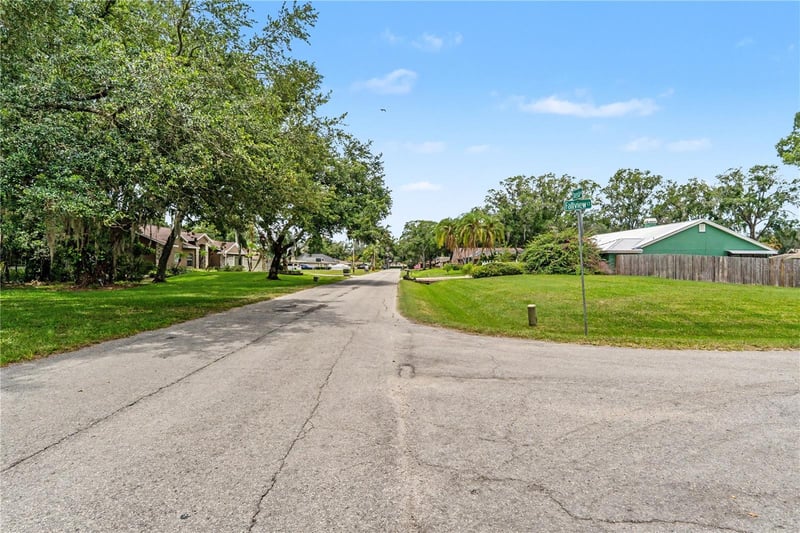 22244 Shoreside Dr, Land O Lakes, FL 34639