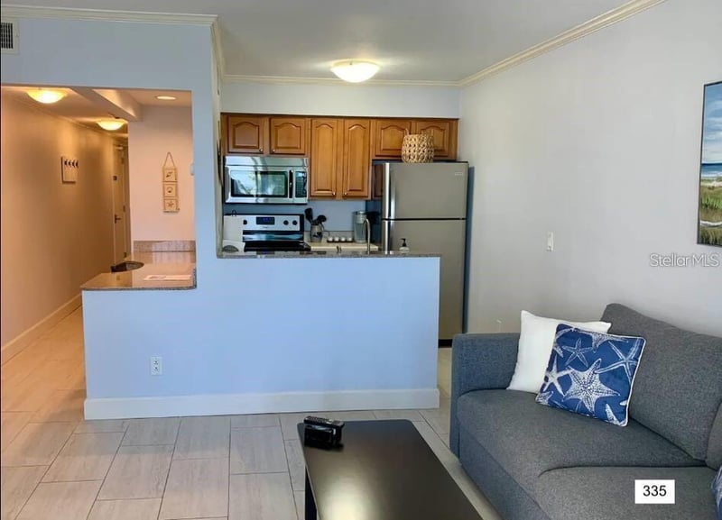 2506 Rocky Point Dr #335, Tampa, FL 33607