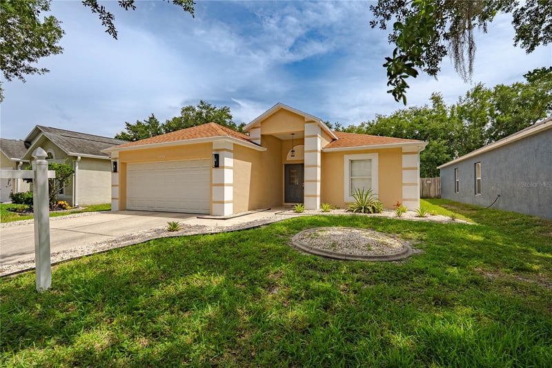 19204 Wood Sage Dr, Tampa, FL 33647