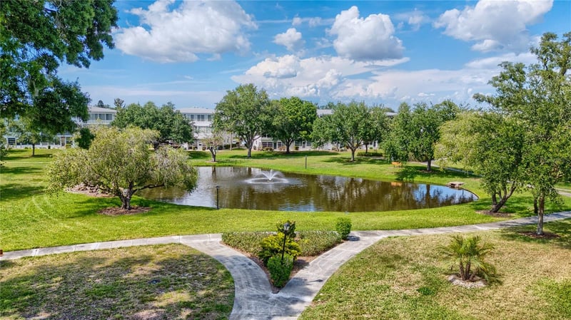 11251 80th Ave #202, Seminole, FL 33772