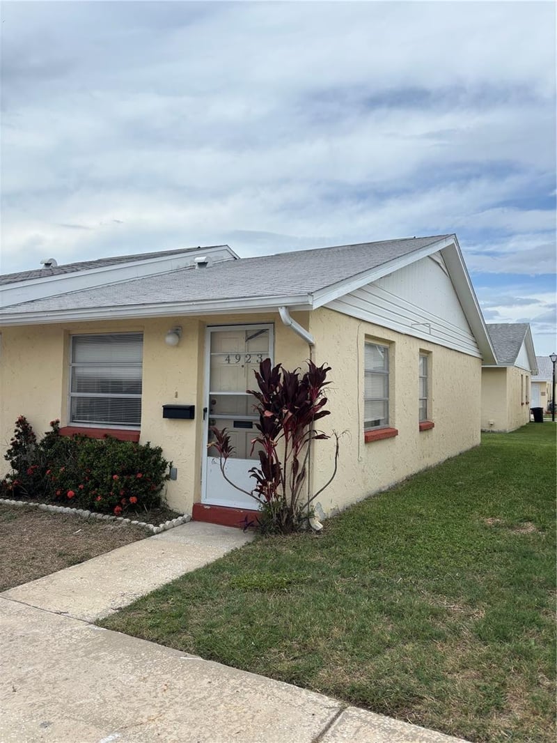 4923 Getner St, New Port Richey, FL 34652