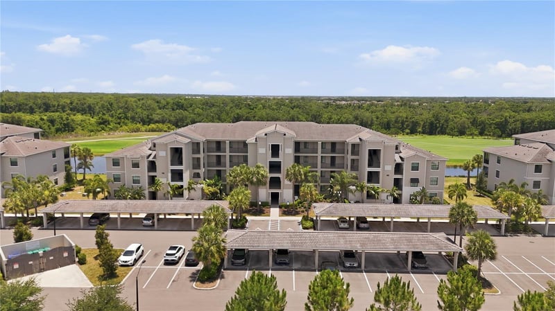 17902 Gawthrop Dr #305, Bradenton, FL 34211