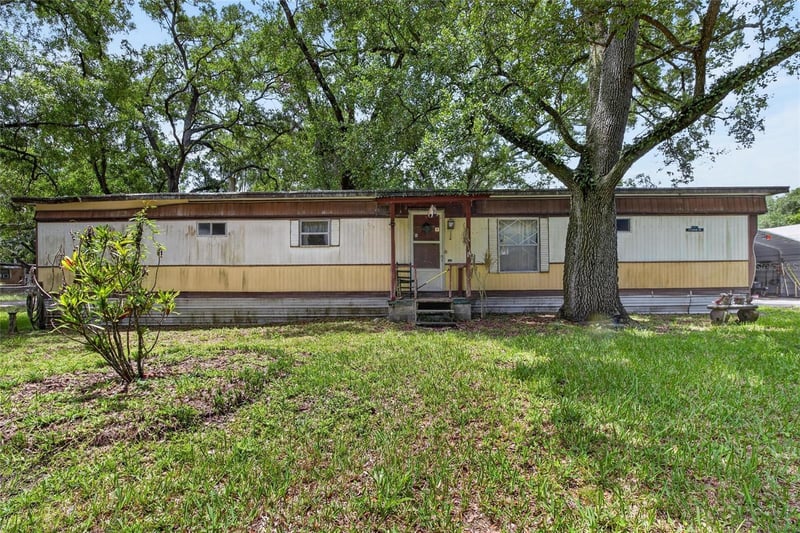 10227 Oak Ave, Tampa, FL 33619