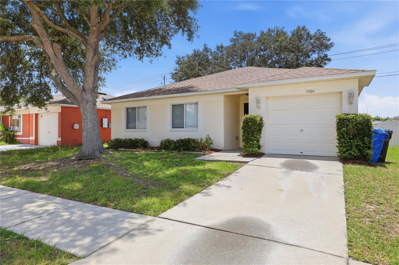 13306 Prestwick Dr, Riverview, FL 33579