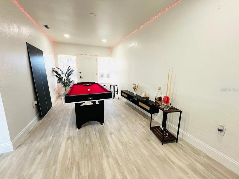 1169 Drew St, Clearwater, FL 33755