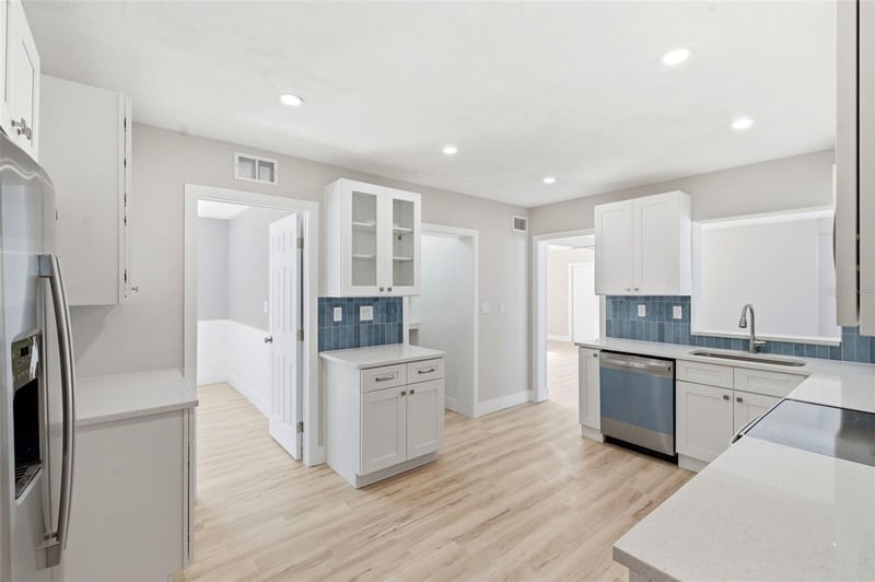 7528 17th Way, St Petersburg, FL 33702