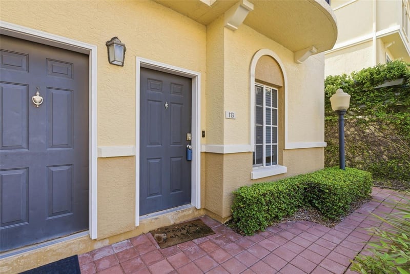 113 Grand Beach Pl, Tampa, FL 33609