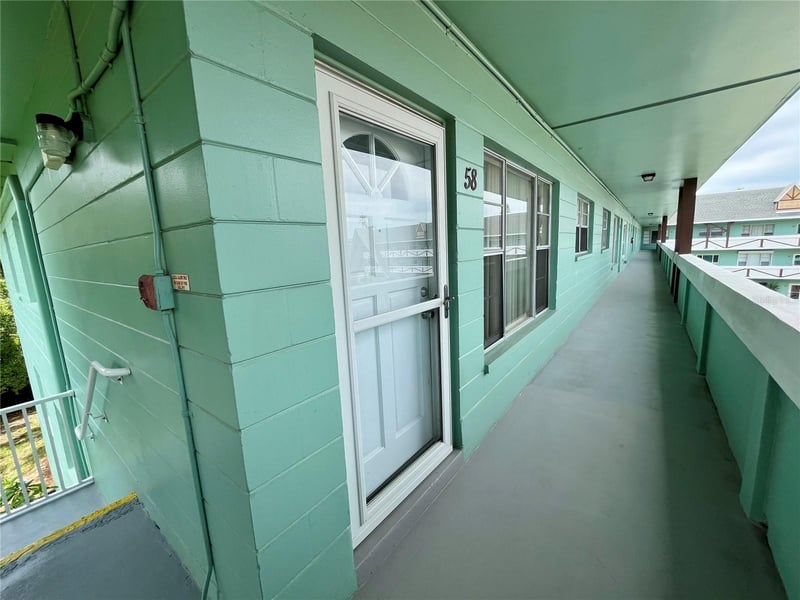 2042 Australia Way #58, Clearwater, FL 33763