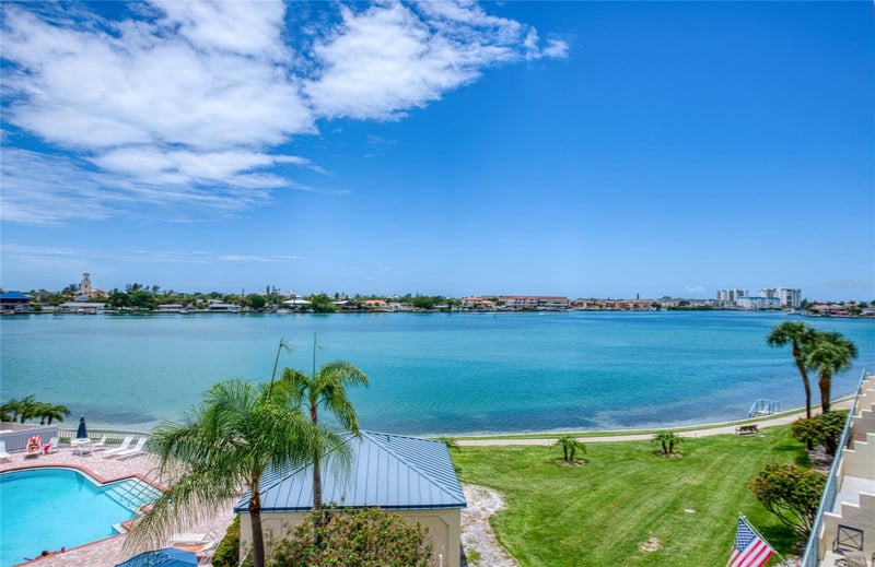 7974 Sailboat Key Blvd #301, South Pasadena, FL 33707