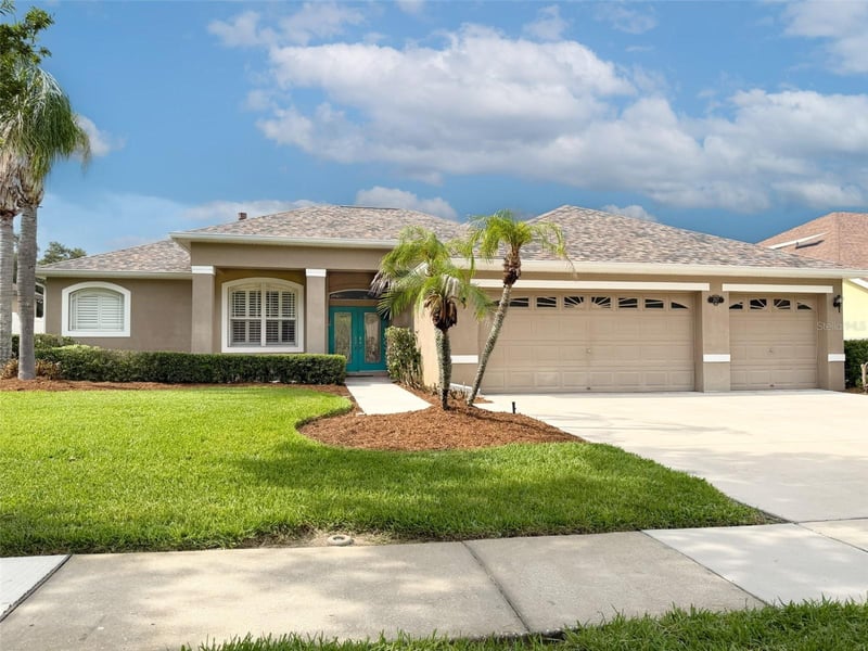2817 Durant Trails Blvd, Dover, FL 33527