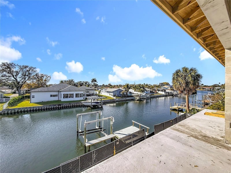 4086 13th Ln, St Petersburg, FL 33703