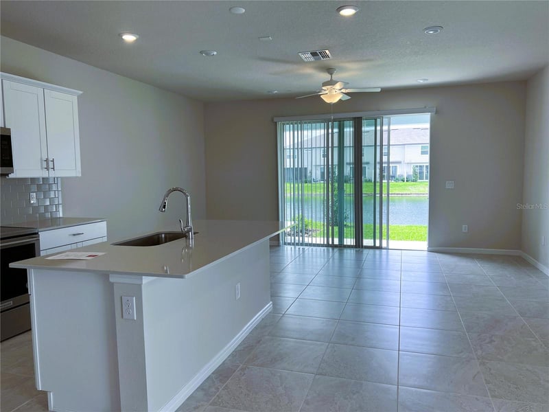 19646 Shady Oak Dr, Land O Lakes, FL 34638