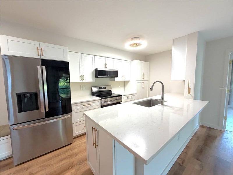 2067 Hunters Glen Dr #312, Dunedin, FL 34698