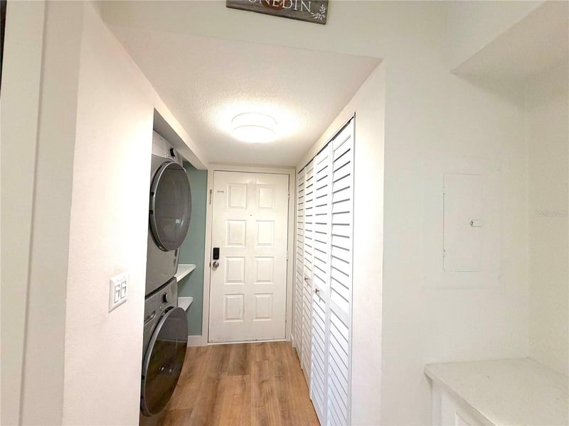 2067 Hunters Glen Dr #312, Dunedin, FL 34698