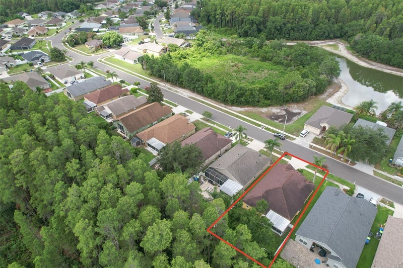 30914 Burleigh Dr, Wesley Chapel, FL 33543