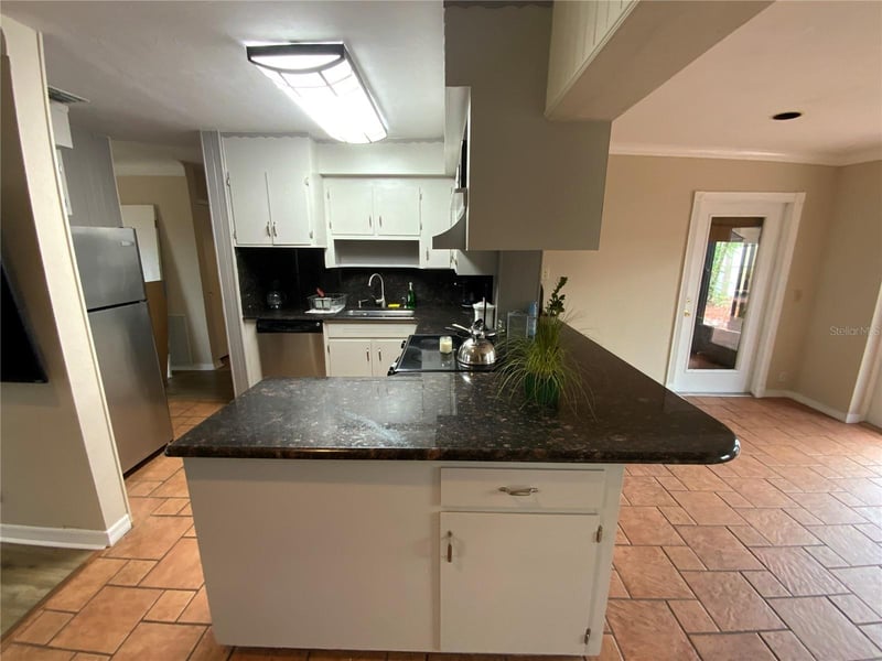 5944 51st Ave, Kenneth City, FL 33709
