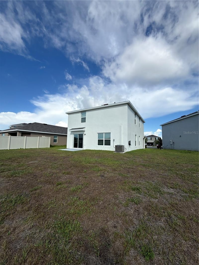 3118 Silken Peacock Ct, Bradenton, FL 34208