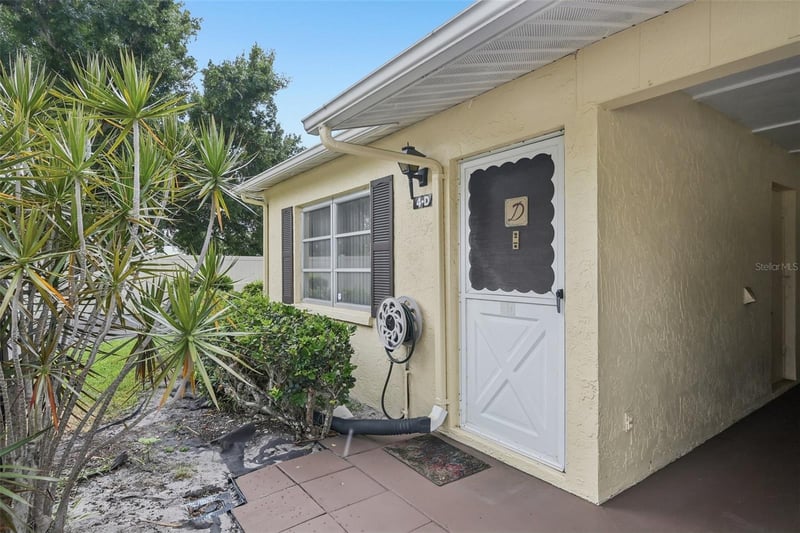 390 301 Blvd #4D, Bradenton, FL 34205
