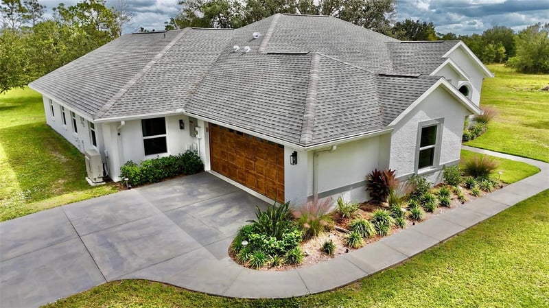 7425 245th St, Myakka City, FL 34251