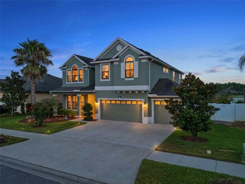 10645 Mistflower Ln, Tampa, FL 33647