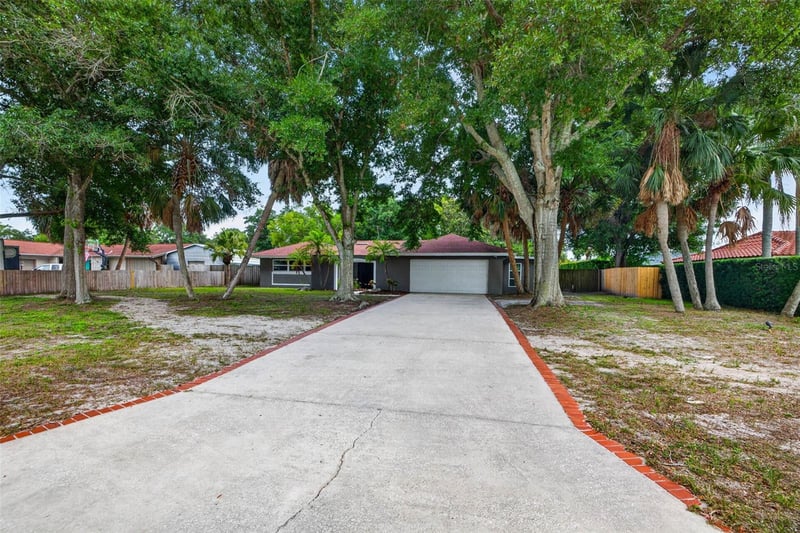 1963 Belleair Rd, Clearwater, FL 33764