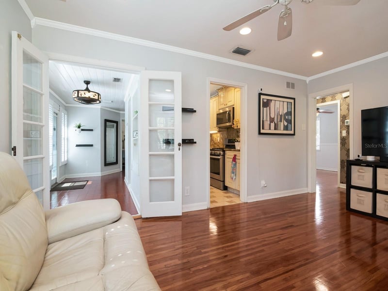 4302 Granada St, Tampa, FL 33629