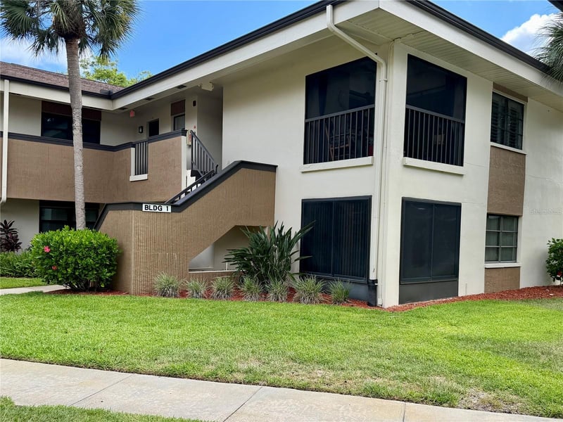2700 Nebraska Ave #1-106, Palm Harbor, FL 34684