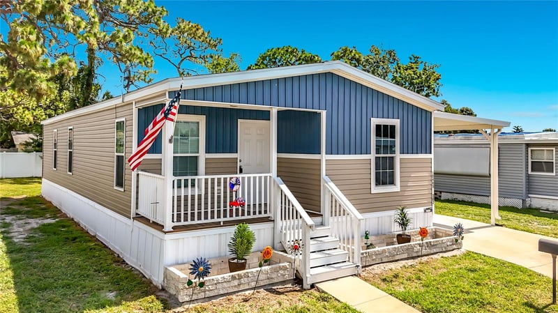 10485 Holiday Shores Dr #302, Largo, FL 33773