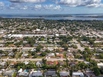 5605 9th Avenue Dr, Bradenton, FL 34209