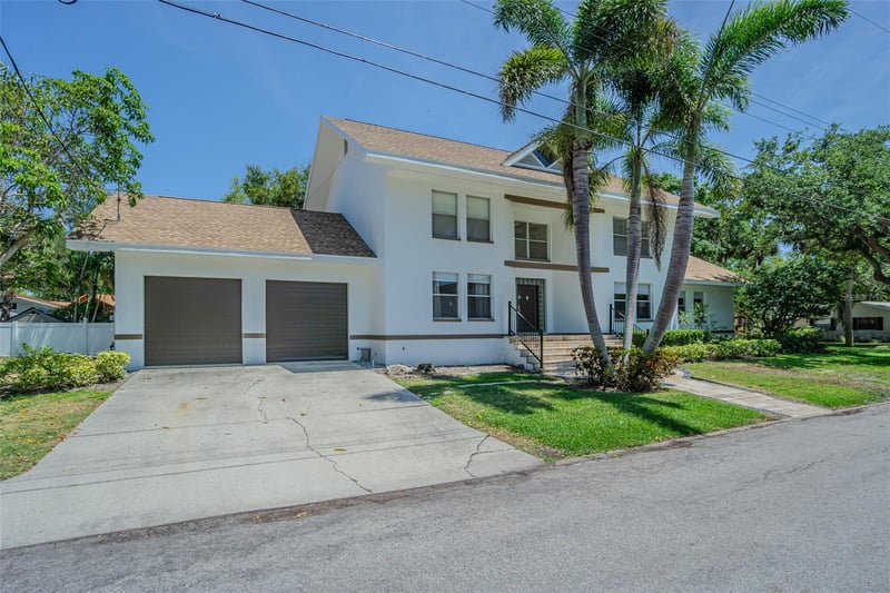2114 Venus St, Tampa, FL 33629