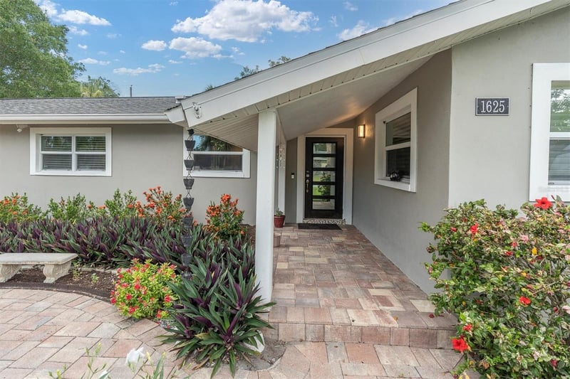 1625 North Dakota Ave, St Petersburg, FL 33703