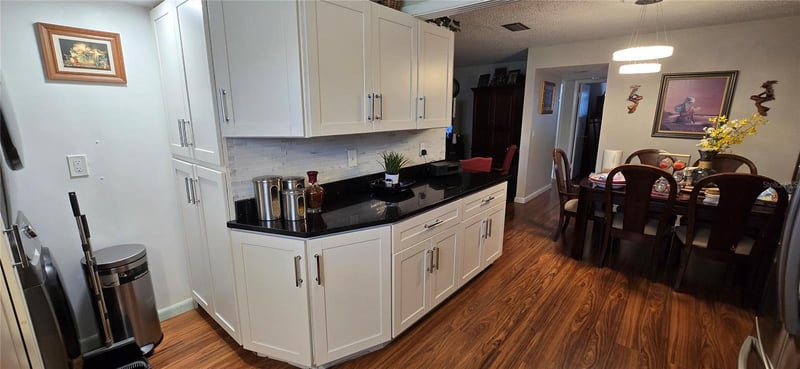 3894 37th St #41, St Petersburg, FL 33711