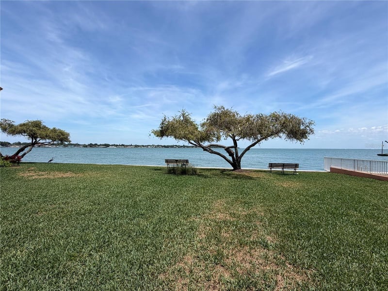 7400 Sunshine Skyway Ln #105, St Petersburg, FL 33711
