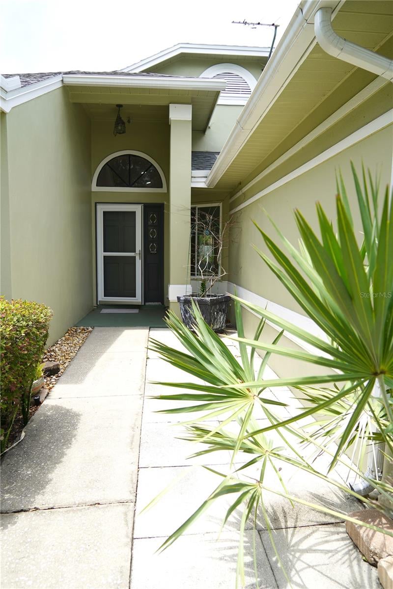 4304 Barret Ave, Plant City, FL 33566