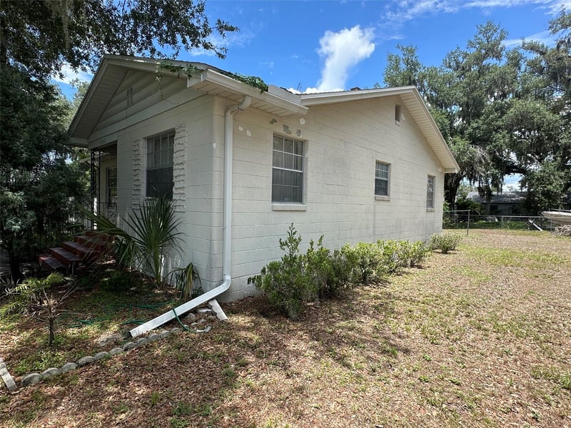 808 Johnson St, Plant City, FL 33563
